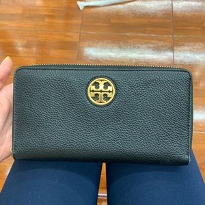 TORY BURCH WALLET